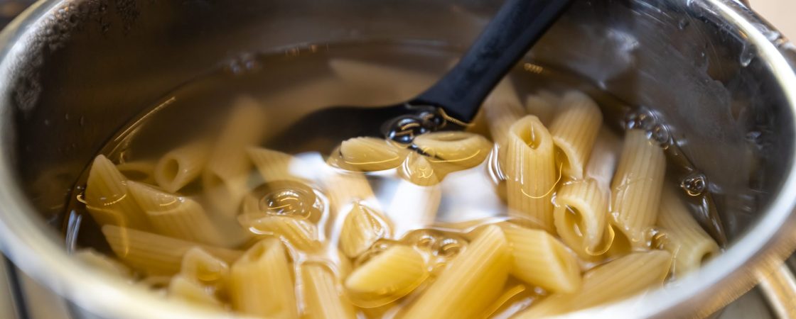 L'eau de cuisson des pâtes : un élixir anti-gaspillage pour vos plantes