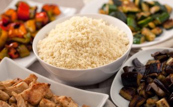 Ce secret de cuisson transmis par les anciens transforme complètement la texture de votre couscous