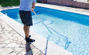 Préparer sa piscine sans galérer : ces gestes simples font toute la différence avant les chaleurs