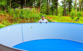 Première mise en eau de votre piscine hors-sol : évitez ces erreurs qui coûtent cher !